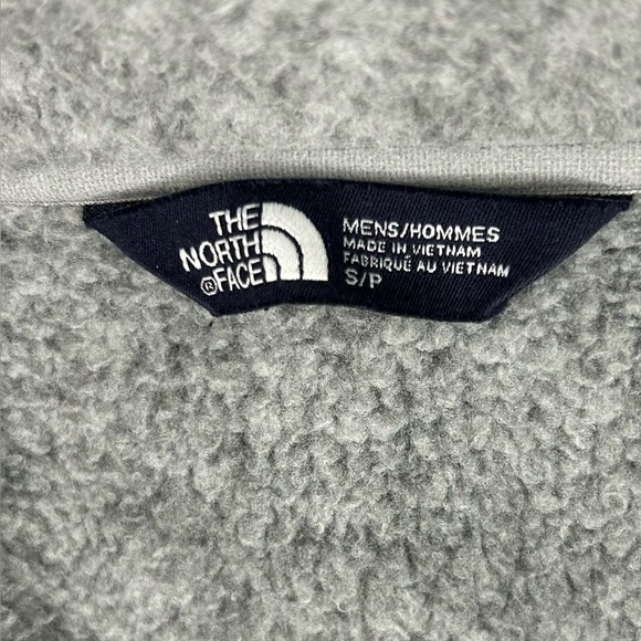 The North Face Gordon Lyons 1/4 Zip Gray Aztec Pullover Men’s Size Small Outdoor - Picture 8 of 10